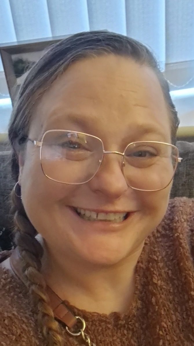 Laura White Support Staff